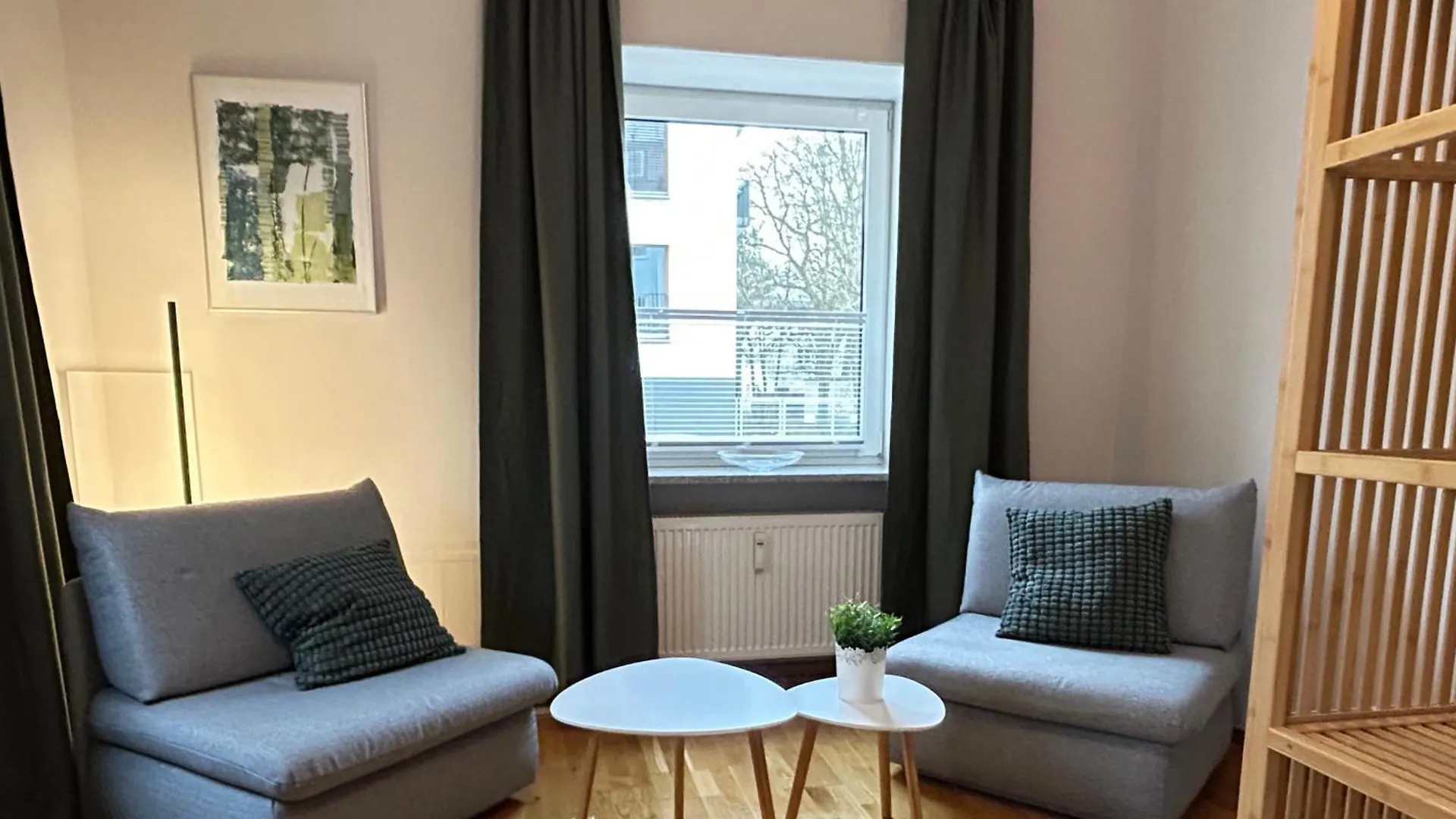 Happy Kuenstlerflair Apartment Munich Germany